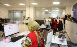 Vatandaştan belediyeye ilginç çağr:ıYastık kılıfım alt komşumun balkonuna düştü,Zabıta gönderin…