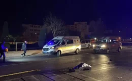 Konya’da otomobil yayalara çarptı: 5 ölü