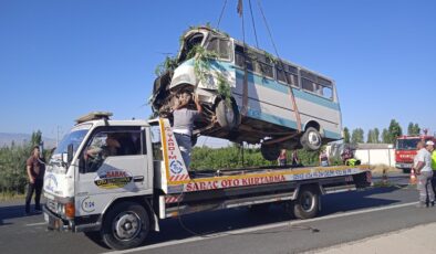 8 kişinin öldüğü kazada yaralanan şoförün tedavisi sürüyor
