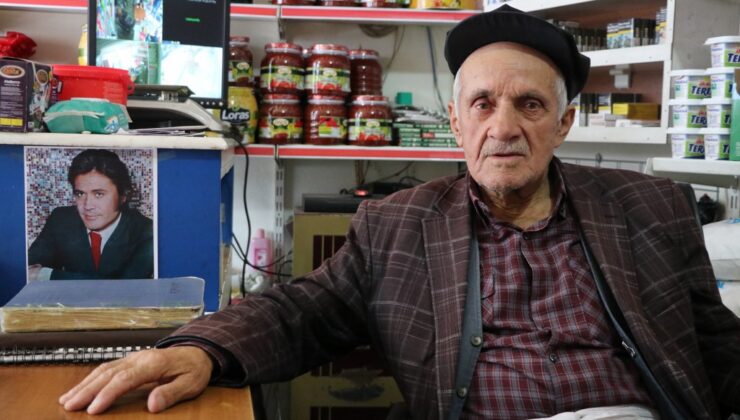 Siirtli 80 yaşındaki Hüsnü amca Cüneyt Arkın sevgisiyle tanınıyor