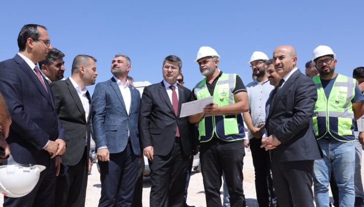 Sağlık Bakan Yardımcısı Kırbıyık, Mardin’de ziyaretlerde bulundu
