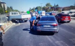 Kazayı karışıp kaçan araçta silah ele geçirildi
