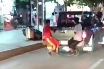 Elazığ’da çocukların tehlikeli yolculuğu