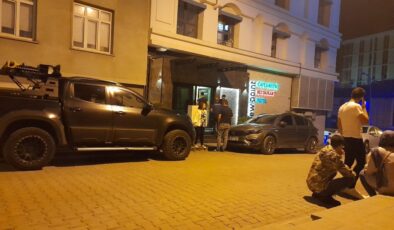 Bilecik’te içkili mekandaki kavgada bir kişi kesici bir aletle yaralandı
