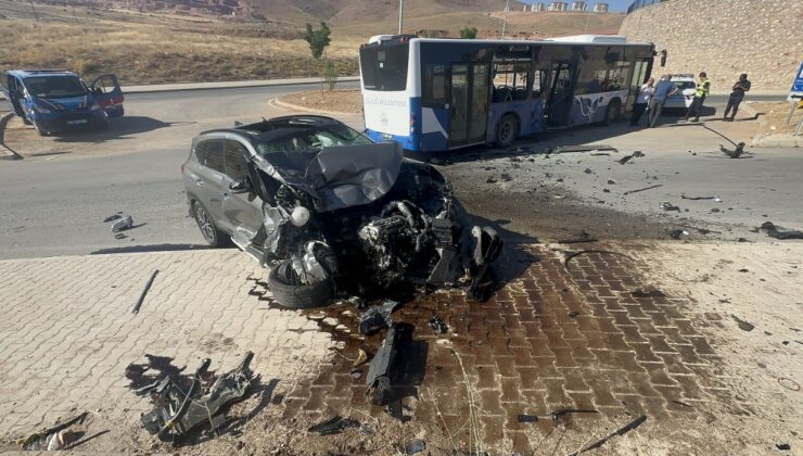 Cip ile yolcu otobüsü çarpıştı: 1’i ağır 3 yaralı
