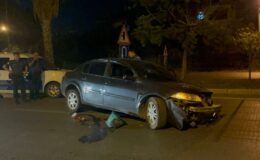 Sürücü kaza sonrası aracı bırakıp kaçtı