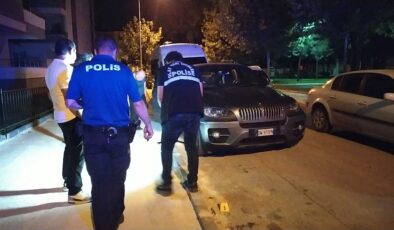 Çorum’da Gece Korkusu: Park Halindeki Otomobil Kurşunlandı