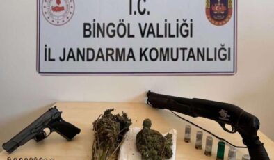 Bingöl’de uyuşturucu ve silahlar ele geçirildi