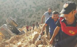 Ekskavatör Faciası: Operatör Kurtarıldı