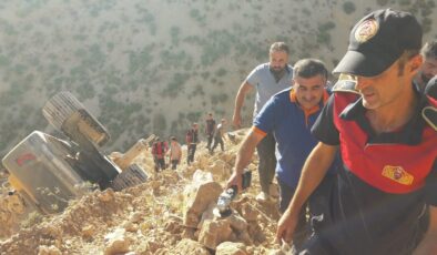 Ekskavatör Faciası: Operatör Kurtarıldı