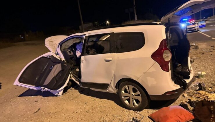 Tavşanlı’da Hafif Ticari Araç Kazası: 2 Ölü, 2 Yaralı
