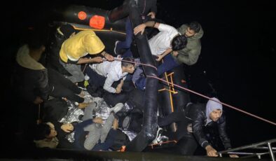 92 düzensiz göçmen yakalandı, 24’ü kurtarıldı