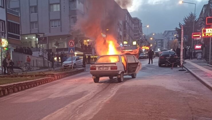 Amasya’da korkutan otomobil yangını