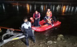 Barajda çocuk kayboldu: arama ertelendi