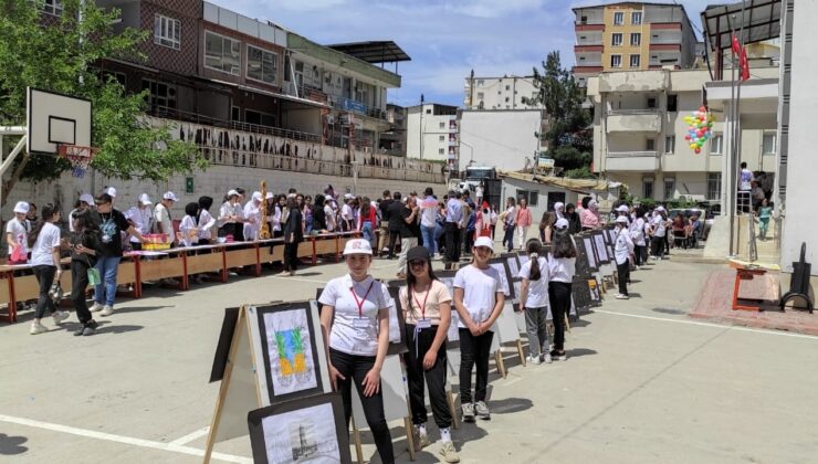 Sason’da öğrencilerin yıl sonu sergisi ilgi gördü