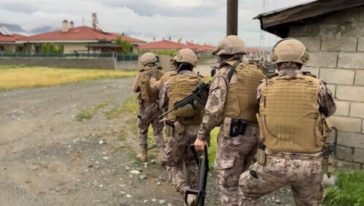‘Kukla’ operasyonunda odunluğa saklanan silahlar ele geçirildi