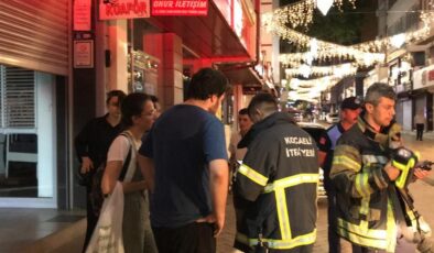 Yeni dükkan açacaklardı, iş hanında mahsur kaldılar