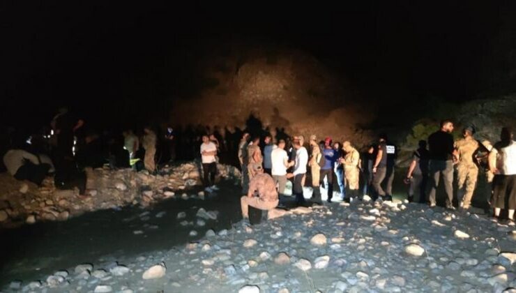 Sason Çayı’na giren 3 çocuk kayboldu: 1 çocuğun cansız bedenine ulaşıldı