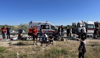 Eskişehir’de otobüs yoldan çıktı:35 yaralı