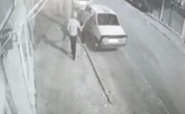 Otomobilin kapısını açıp içindeki malzemeleri çaldılar