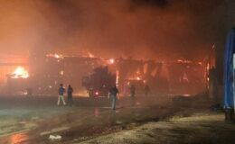 Van’da saman pazarında korkutan yangın
