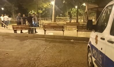 Gaziantep’te bıçakladığı bekçiler tarafından vurulan saldırgan öldü
