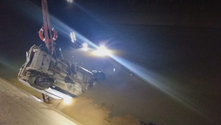 Şanlıurfa’da sulama kanalına düşen araçtaki sürücü aranıyor