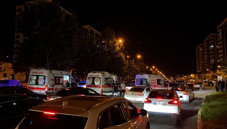 Diyarbakır’da Düğün konvoyunda 3 araç kazaya karıştı