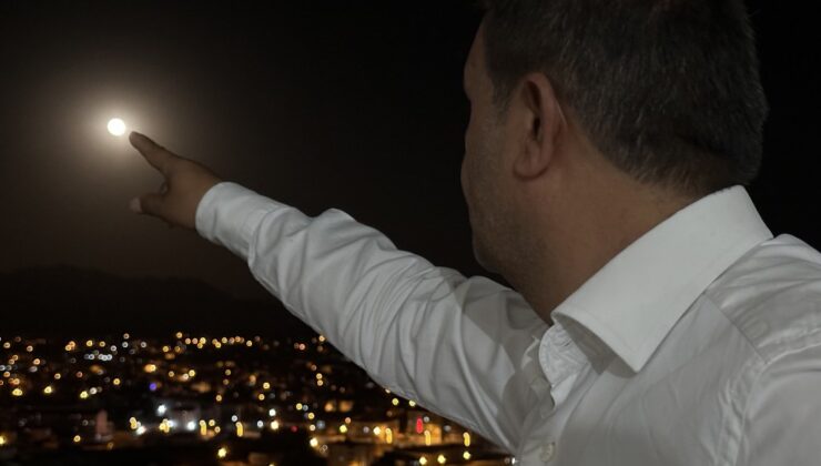 Dolunay kendine hayran bıraktı