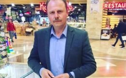 Bakımını yaptığı arılar ölümüne neden oldu