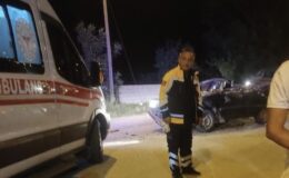 Biçerdöverle çarpışan otomobilin sürücüsü hayatını kaybetti