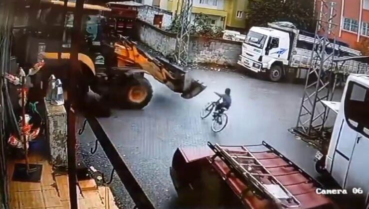 Dörtyol’da çocuk iş makinesi altında kaldı