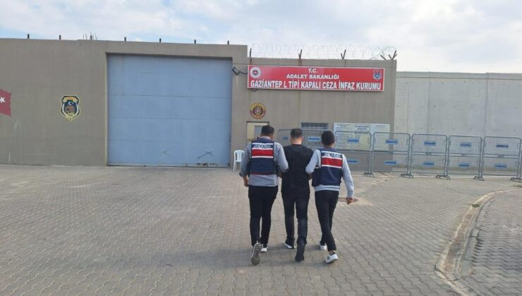 Gaziantep’te siber dolandırıcıya gözaltı