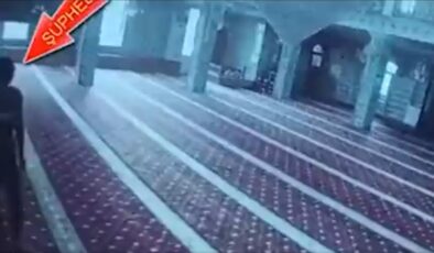 Cami soygunu iki kişi  Yakalandı