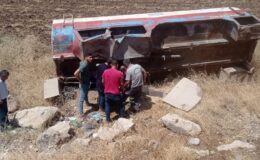 Mardin’de devrilen su tankerinin altında kalan kişi öldü