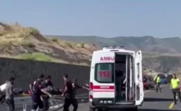 Katliam gibi kaza: 7 kişi öldü, 22 kişi yaralandı