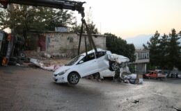 Freni patlayan kamyon 3 araca çarptı, 6 kişi öldü, 16 kişi yaralandı