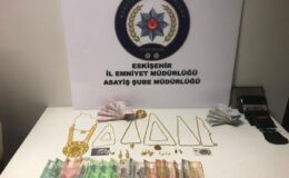 500 Bin TL Değerindeki Ziynet Eşyası Hırsızları Yakalandı