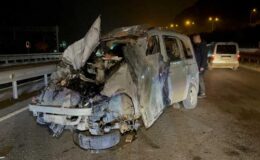 Takla atan hafifi ticari araç hurdaya döndü