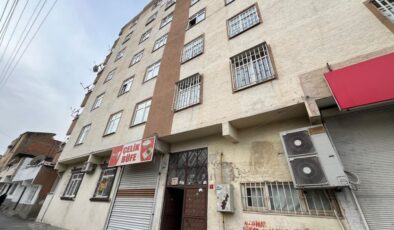 Diyarbakır’da 2 çocuk annesi evde ölü bulundu
