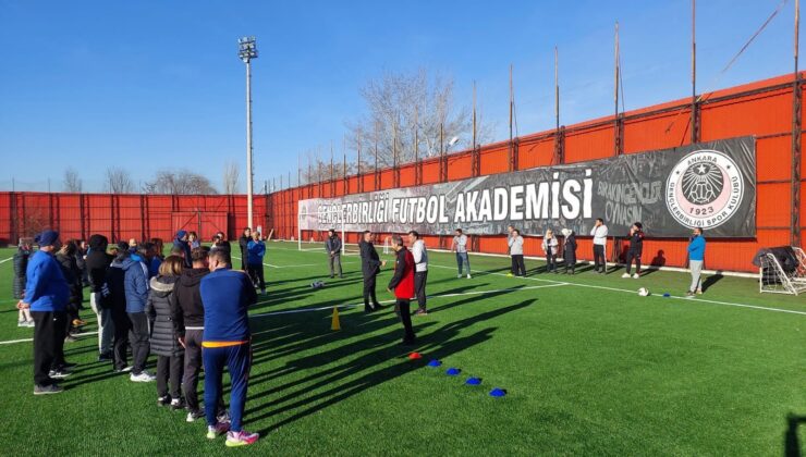 Futbol Gelişim Projesi 4 ayda 500 bine yakın öğrenciye ulaştı