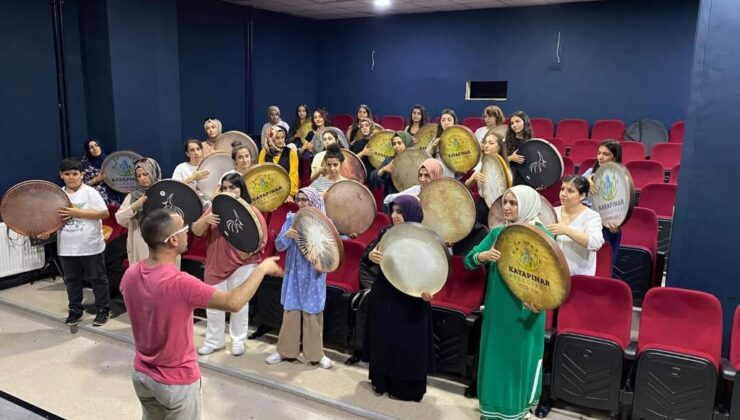 Kayapınar’da gençler ile çocuklar kültür ve sanatla ilgileniyor