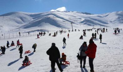 Van’da kayak sezonu coşkusu başladı