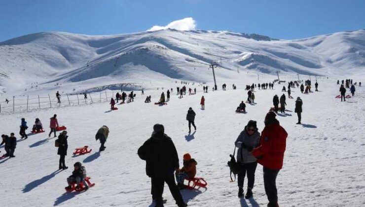 Van’da kayak sezonu coşkusu başladı