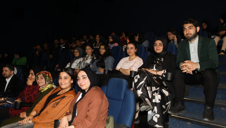 Bismilli öğrenciler sinema keyfi yaşadı