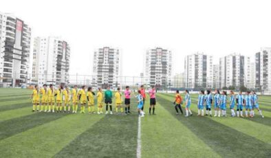 DBB kadın futbol takımı zaferle başladı