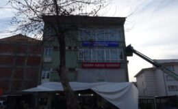 Depremde bazı evlerin dış cephelerinde ayrışmalar oldu