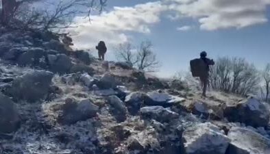 Diyarbakır’da sığınak ve mağaralarda silah ve malzeme bulundu