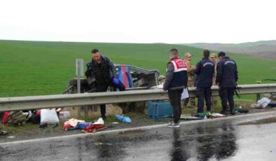 Diyarbakır’da Kaza yapan araçtaki mahkumların İstanbul’dan Bitlis’e götürüldüğü öğrenildi