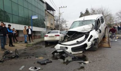 Diyarbakır’da kaza: 1 ölü, 3 yaralı